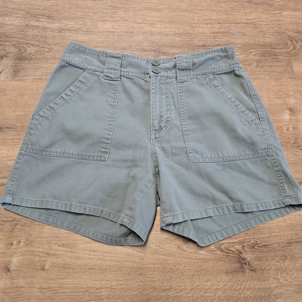 Y2K Northcrest Women's Green Cargo Shorts 100% Cotton Size 8